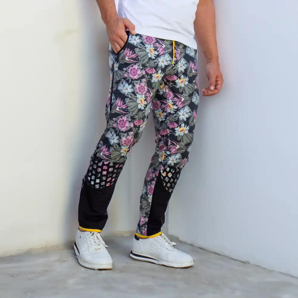 Sur mesure — Jogger, jogger imprimé floral à construction tailleur, Migula Studio