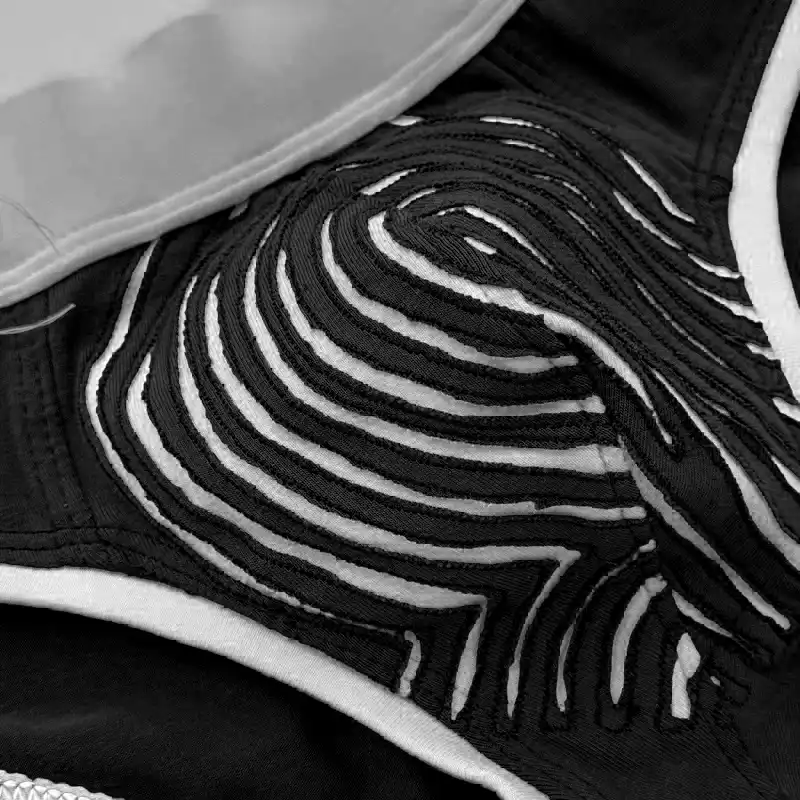 Second Skin — Slip, sous-vêtement à broderie en spirale, Migula Studio